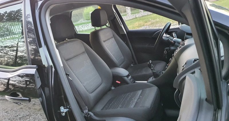 Opel Meriva cena 21999 przebieg: 199000, rok produkcji 2011 z Chmielnik małe 781